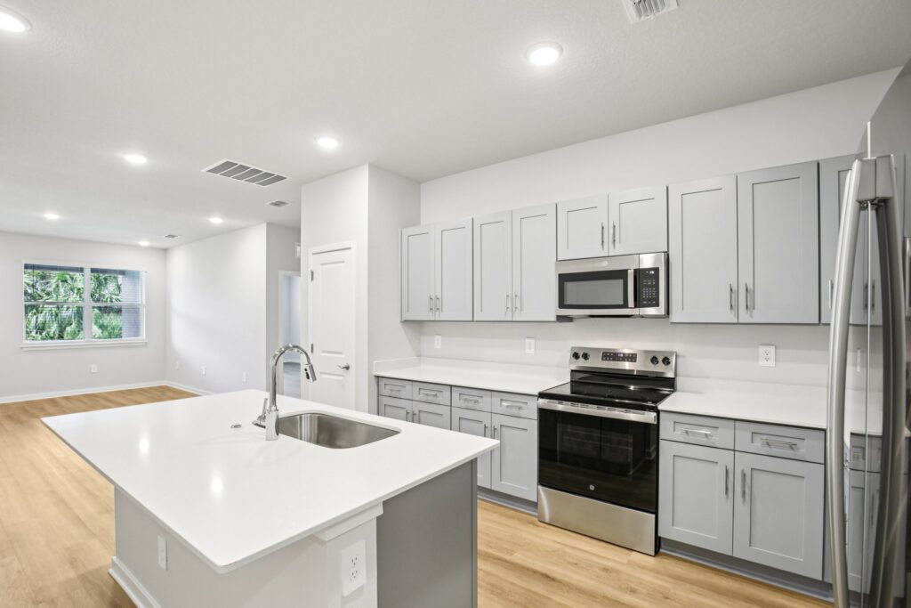 Manatee -web-or-mls-9315 90th Circle East Unit 102-S0412-007 (4)